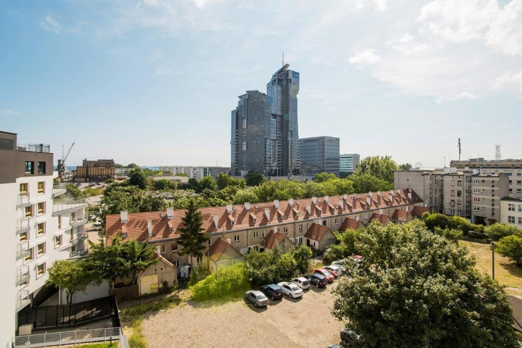 Luksusowy Penthouse Z Jacuzzi I Widokiem Na Morze Apartamento Gdynia Exterior foto